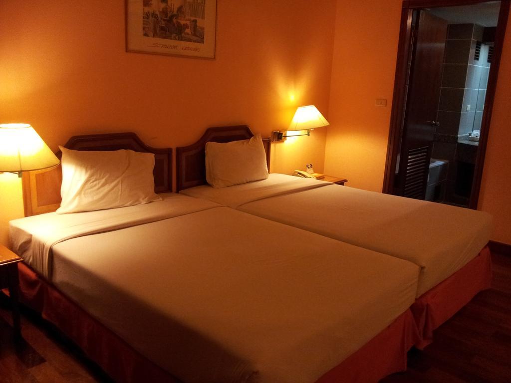 Pavilion Rim Kwai Resort Kanchanaburi Eksteriør billede